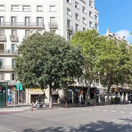 - Eixample Entresuelo *